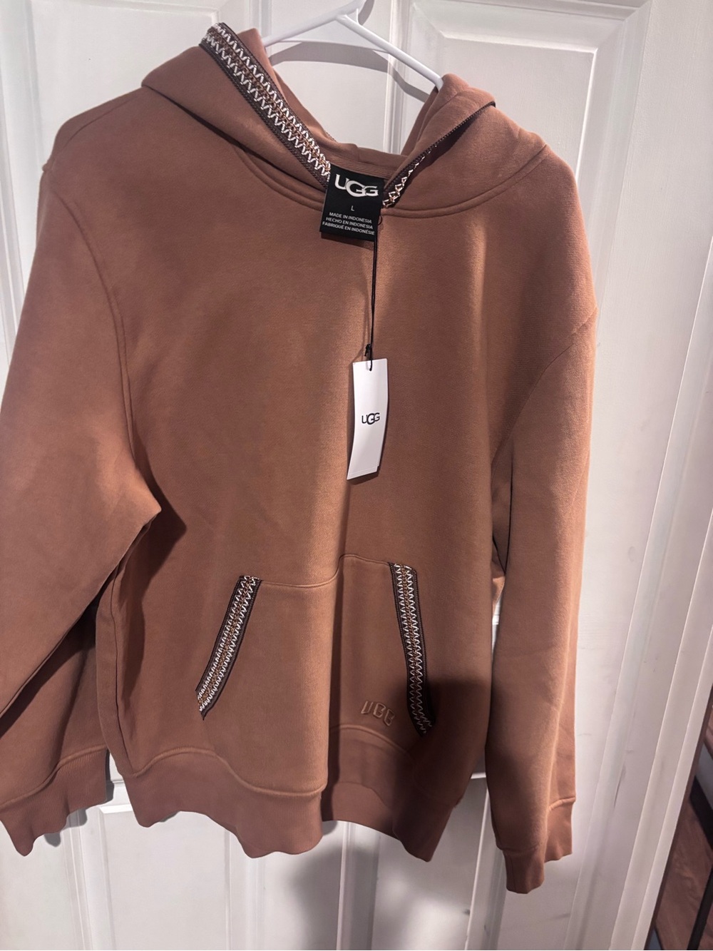 UGG Pullover Hoodie in Chestnut